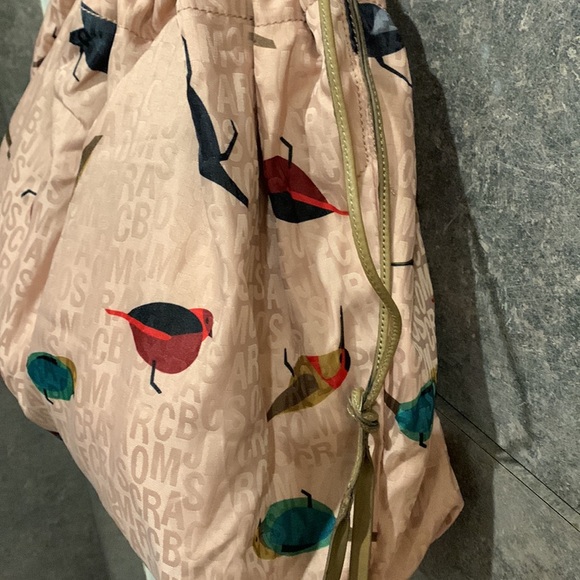 NWOT 100% Authentic Marc Jacobs Nylon hobo beach bag - Picture 4 of 8